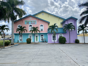 Tiki Tails Dog Resort